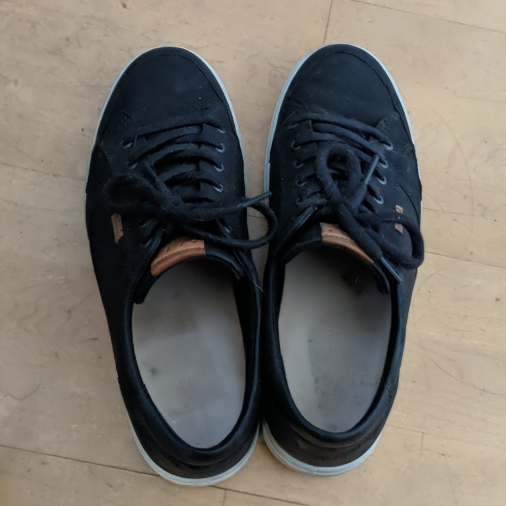 COPY - Ecco black leather sneakers size 10